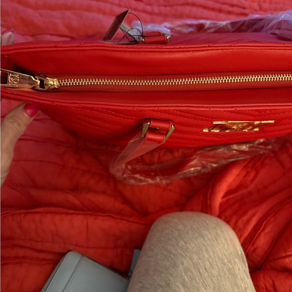 Badgley Mischka Red Quilted Shoulder Bag with Gold Hardware - Picture 7 of 9